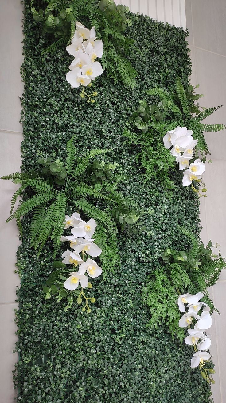 تركيب عشب جداري بالدمام