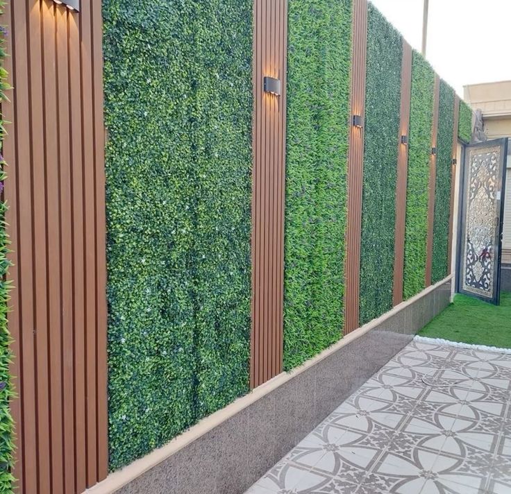 تركيب عشب جداري بالرياض